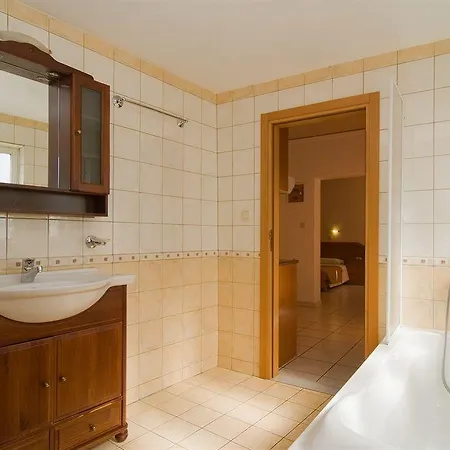 Hotel Tropicana 3*