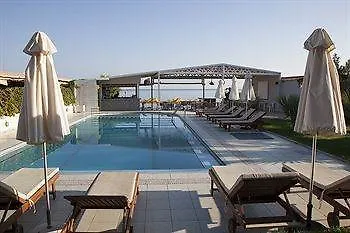 Tropicana Hotel 3*