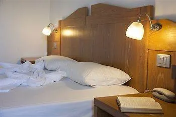 Tropicana Hotel