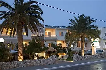 Tropicana 斯塔罗斯