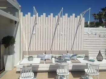 Tropicana Hotel 3*